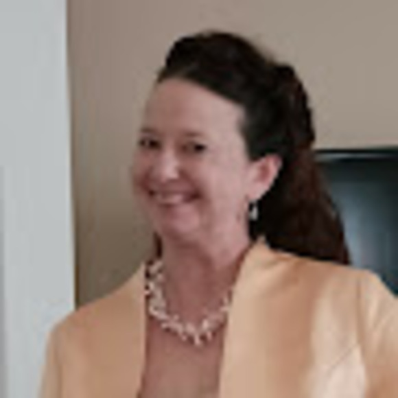 Meet your Posher, Jennifer - Picture 1 of 1